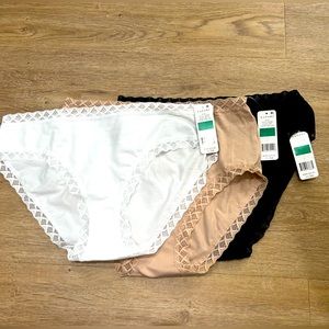 Natori undergarment